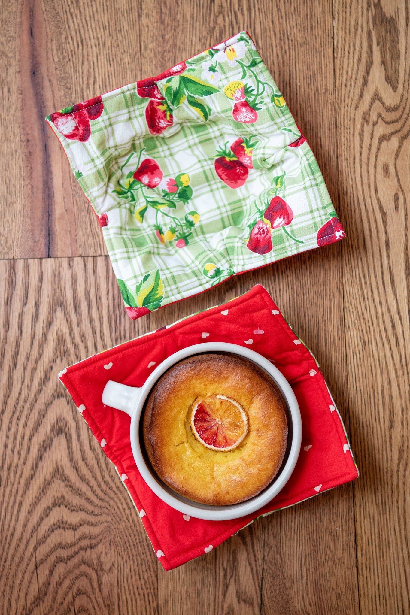Strawberry Gingham Bowl Cozies, Set of 2
