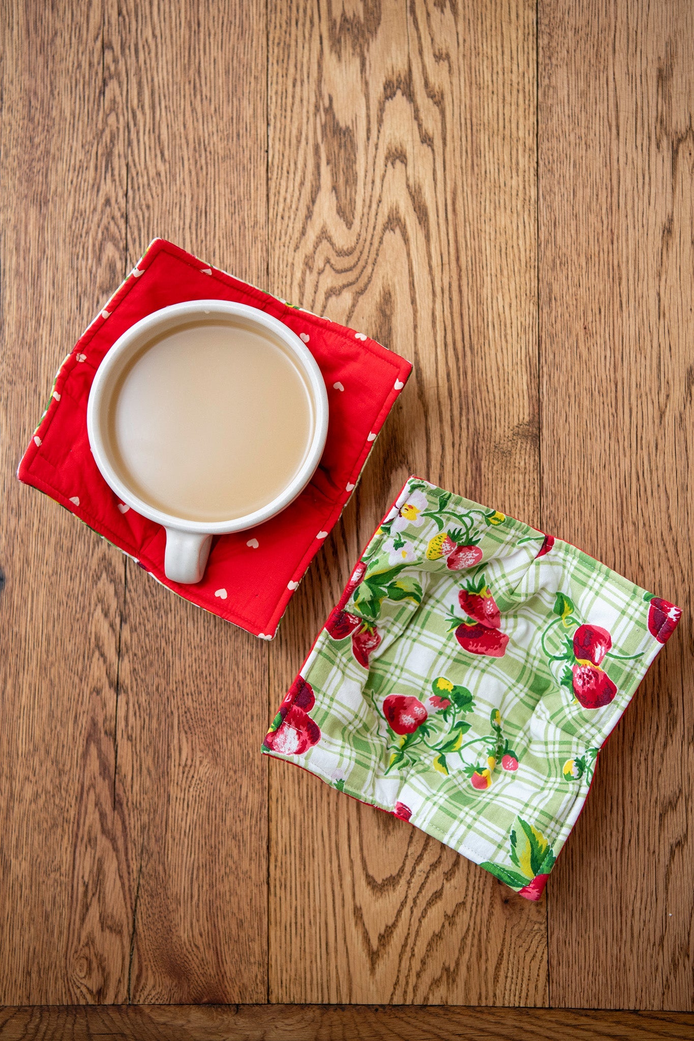 Strawberry Gingham Bowl Cozies, Set of 2